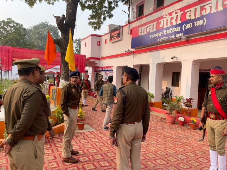 पुलिस अधीक्षक ने गौरीबाजार का वार्षिक निरीक्षण किया