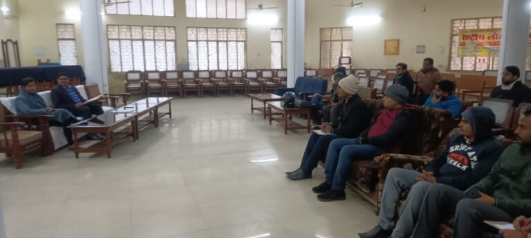 आर्बिटेशन व राष्ट्रीय लोक अदालत की सफलता हेतु समन्वय स्थापित कर अधिक से अधिक संख्या में वादों का करें निस्तारण – अपर जिला एंव सत्र न्यायाधीश