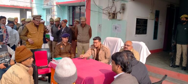 सभी थानों में आयोजित किया गया समाधान दिवस