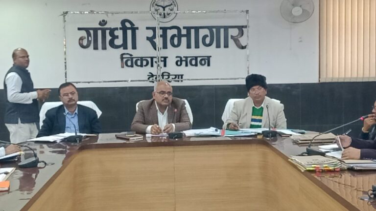 सीडीओ ने की समस्त प्रकार के पेंशन एवं मुख्यमंत्री सामूहिक विवाह योजना में प्रगति की समीक्षा सीडीओ ने की समस्त प्रकार के पेंशन एवं मुख्यमंत्री सामूहिक विवाह योजना में प्रगति की समीक्षा