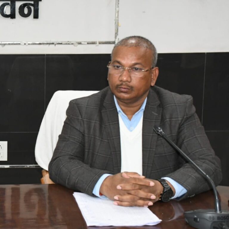 सीडीओ ने की समस्त प्रकार के पेंशन एवं मुख्यमंत्री सामूहिक विवाह योजना की प्रगति की समीक्षा सीडीओ ने की समस्त प्रकार के पेंशन एवं मुख्यमंत्री सामूहिक विवाह योजना की प्रगति की समीक्षा