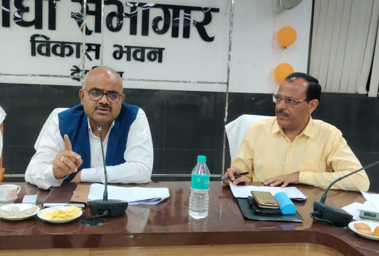 जिले में 52 क्रय केंद्र पर 1 अप्रैल से 15 जून तक होगी गेहूं खरीद