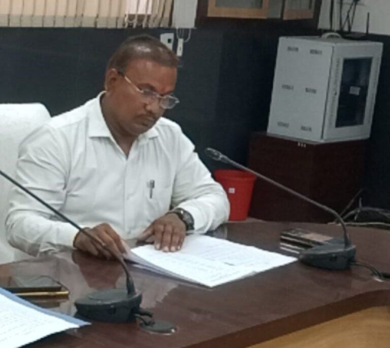 सीडीओ ने की समस्त प्रकार के पेंशन एवं मुख्यमंत्री सामूहिक विवाह योजना की प्रगति की समीक्षा