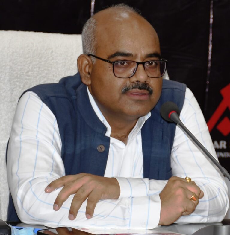 आदर्श आचार संहिता का कड़ाई से हो अनुपालन:डीएम आदर्श आचार संहिता का कड़ाई से हो अनुपालन:डीएम