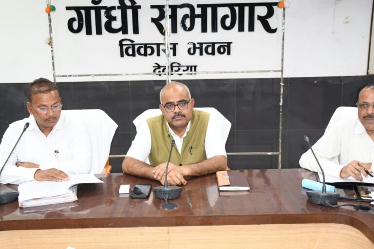 आज से 17 अप्रैल के मध्य नगर पालिका परिषद एवं नगर पंचायतों के लिए होगा नामांकन आज से 17 अप्रैल के मध्य नगर पालिका परिषद एवं नगर पंचायतों के लिए होगा नामांकन