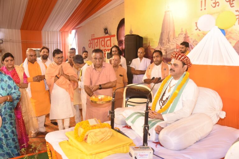 जीव को जीव से प्रेम करना सिखाता है, श्रीकृष्ण अवतार: पाराशर