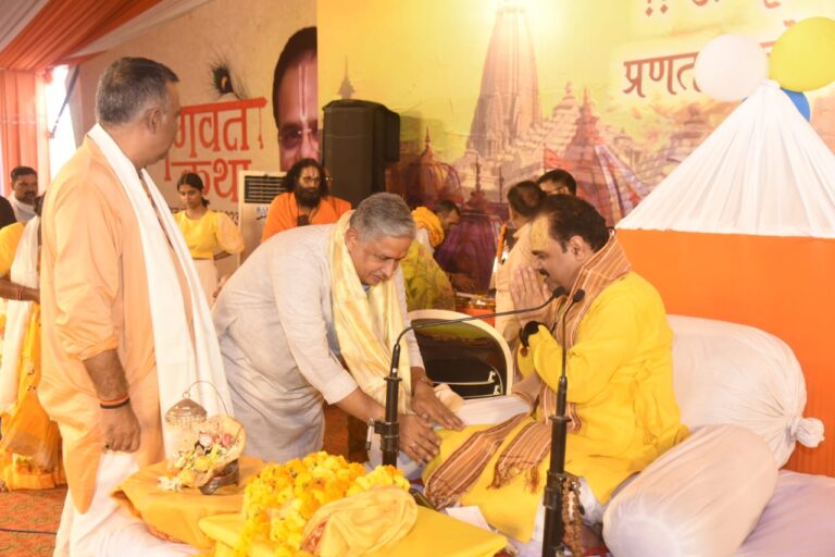 दुष्टों के नाश के लिए भगवान लेते हैं अवतार- श्याम सुंदर परासर दुष्टों के नाश के लिए भगवान लेते हैं अवतार- श्याम सुंदर परासर