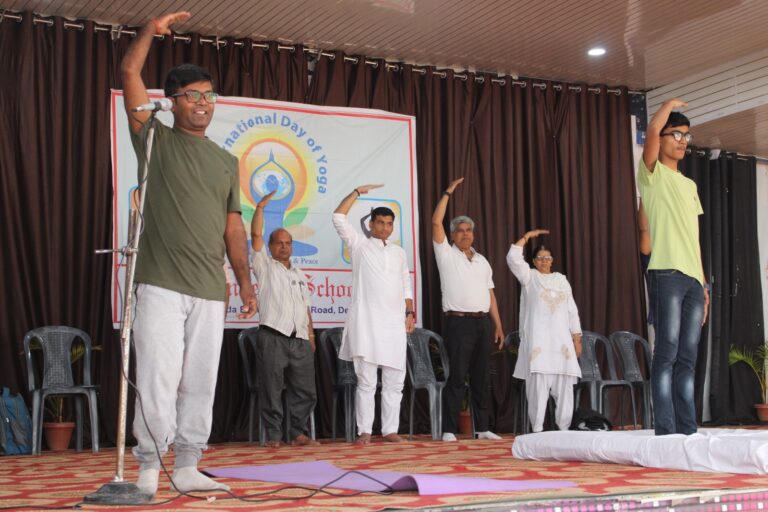 योग मस्तिष्क को जागृत और क्रियाशील बनाने की प्रक्रिया