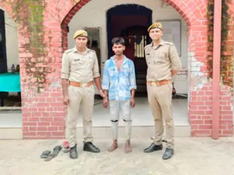 Deoria News देवरिया में नाबालिग से रेप,आरोपी होने वाला था फरार,पुलिस ने दबोचा,बरामदे से सोते समय उठा ले गया था आरोपी Deoria News देवरिया में नाबालिग से रेप,आरोपी होने वाला था फरार,पुलिस ने दबोचा,बरामदे से सोते समय उठा ले गया था आरोपी