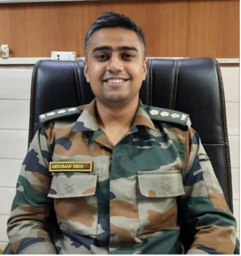 Deoria News साथियों को बचाने में शहीद हो गया देवरिया का लाल,इसी वर्ष फरवरी में हुई थी शादी Deoria News साथियों को बचाने में शहीद हो गया देवरिया का लाल,इसी वर्ष फरवरी में हुई थी शादी