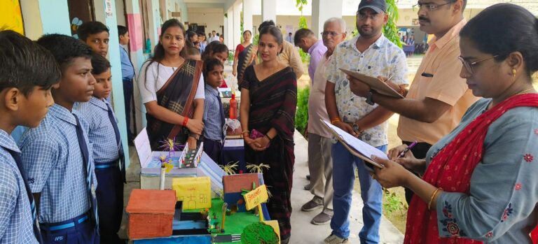Deoria News:विज्ञान प्रदर्शनी एवं क्राफ्ट मेला का हुआ भव्य आयोजन