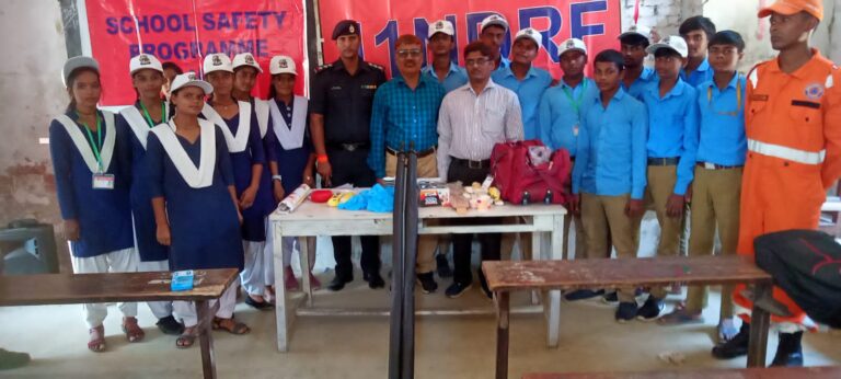 Deoria News: आपदा से निपटने के लिए सिखाए गुण
