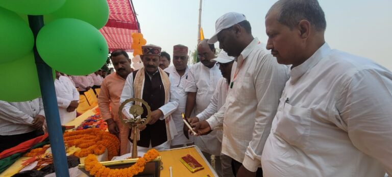 भटनी:ब्लाक स्तरीय खेल कूद प्रतियोगिता में बच्चों ने मनवाया अपने प्रतिभा का लोहा