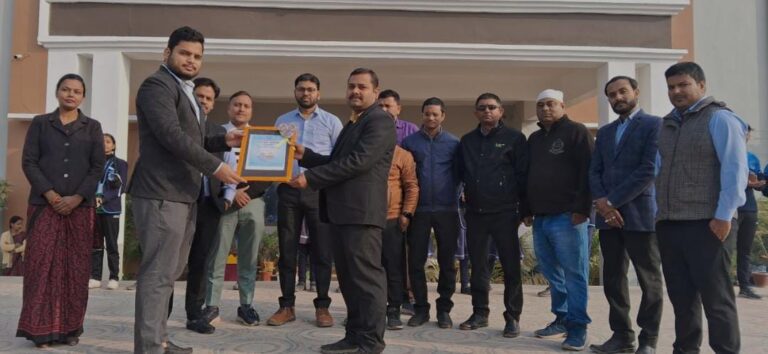 Deoria News: बोर्ड परीक्षार्थियो के लिए एन पी एस ने किया ओम-निया टेस्ट सीरीज का शुभारम्भ