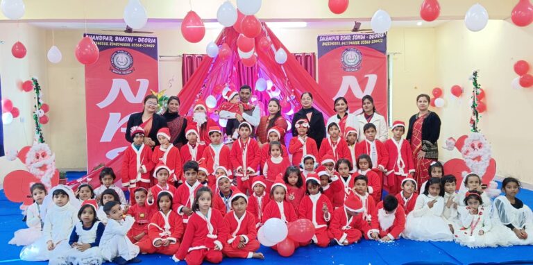 Deoria News नेशनल पब्लिक स्कूल में धूमधाम से मनाया गया क्रिसमस