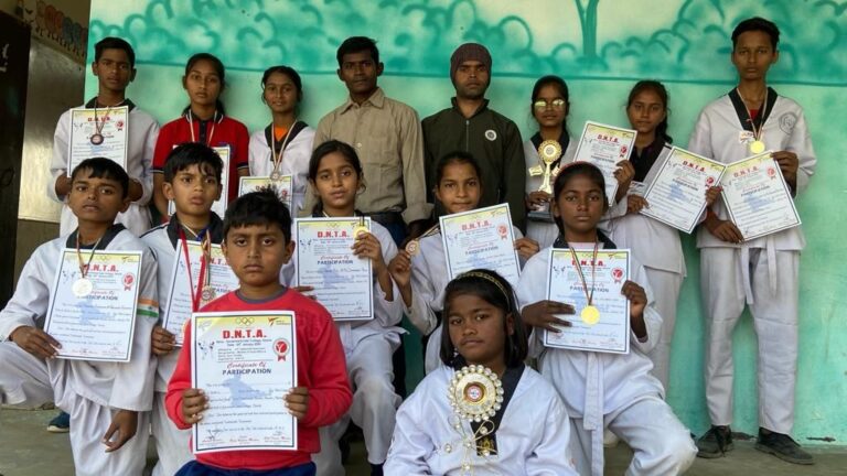 Bhatni News:मण्डल स्तरीय ताइक्वांडो प्रतियोगिता में विजयी हुए प्रतिभागियों का हुआ सम्मान