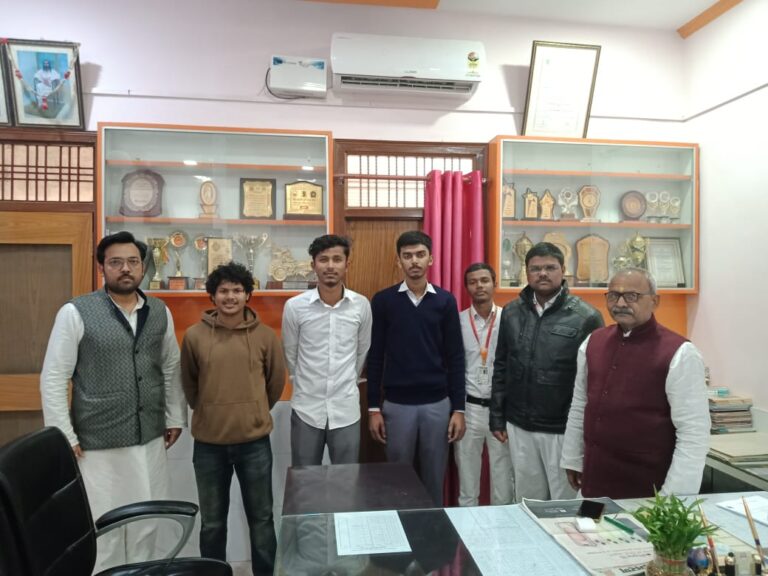 Deoria News:जे० ई० ई० मेन्स 2024 में विद्या मन्दिर के भैयाओं ने किया कमाल Deoria News:जे० ई० ई० मेन्स 2024 में विद्या मन्दिर के भैयाओं ने किया कमाल