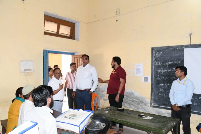 Deoria News:पीठासीन अधिकारी एवं मतदान अधिकारी प्रथम, मतदान अधिकारी द्वितीय व तृतीय का हुआ प्रशिक्षण,92 मतदान कार्मिक मिले अनुपस्थित Deoria News:पीठासीन अधिकारी एवं मतदान अधिकारी प्रथम, मतदान अधिकारी द्वितीय व तृतीय का हुआ प्रशिक्षण,92 मतदान कार्मिक मिले अनुपस्थित