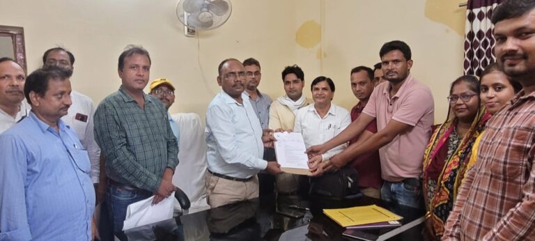 Bhatni News:शिक्षक समस्याओं से निस्तारण के लिए खंडशिक्षा अधिकारी से मिला शिक्षकों का प्रतिनिधिमंडल